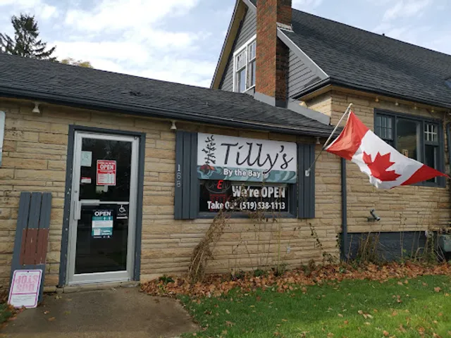 Tilly's By The Bay Café & Bakery