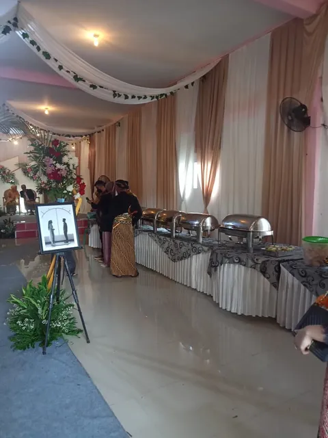 Rumah Makan Lesehan Kong H Iddin