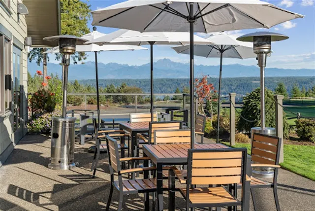 The Clubhouse Restaurant at Alderbrook