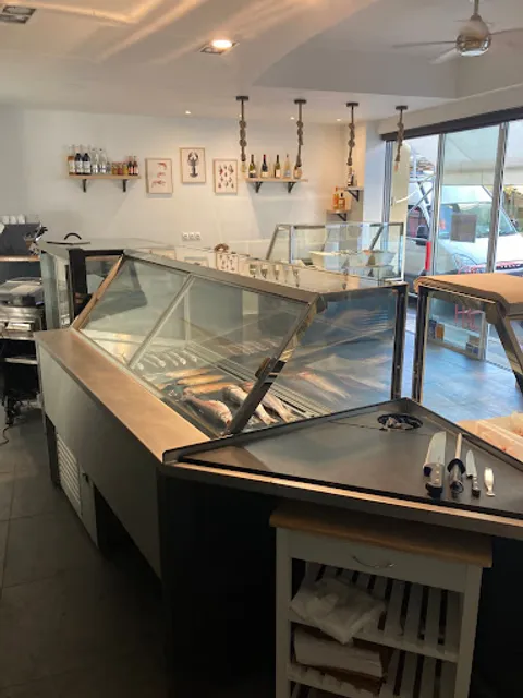 Poissonnerie restaurant - Poissonnerie du port