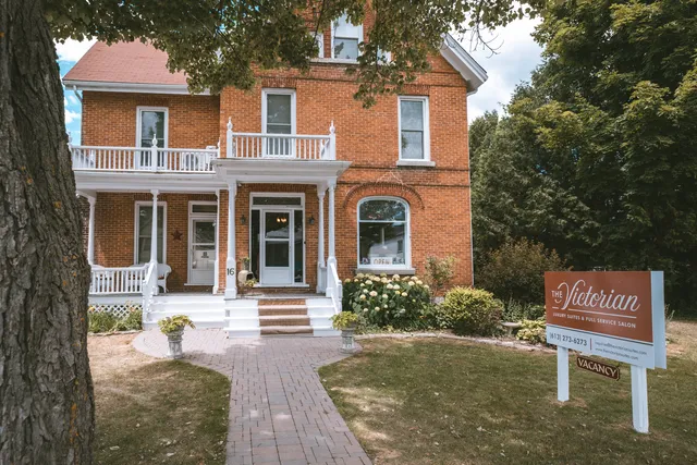 The Victorian Luxury Suites