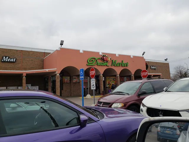 Dream Market (15 Mile Rd)