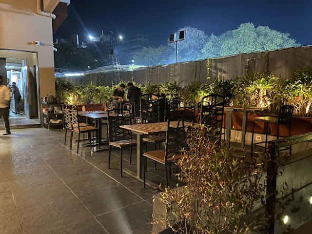 Celesto Restaurant | Bar | Café