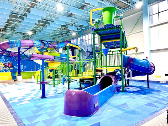 Splash Indoor Waterpark Resort