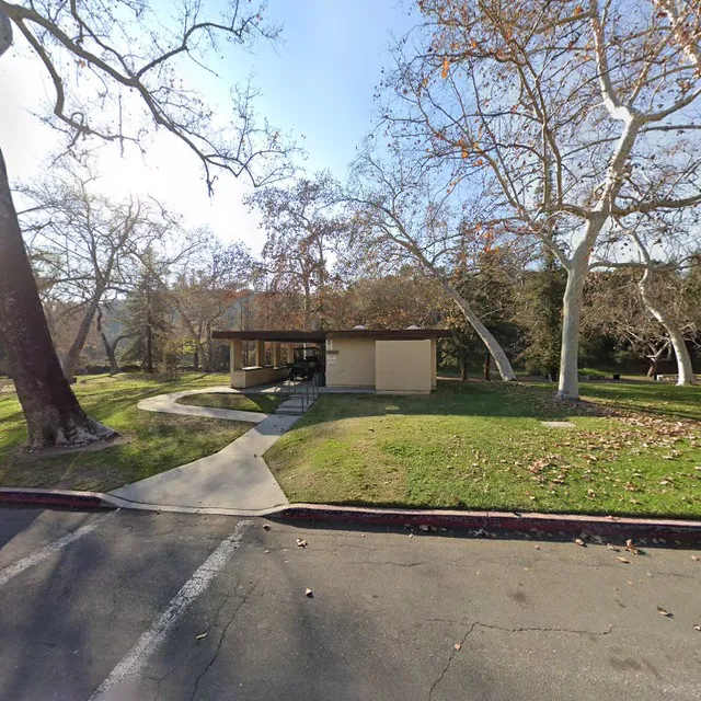 Verdugo Park Public Restrooms