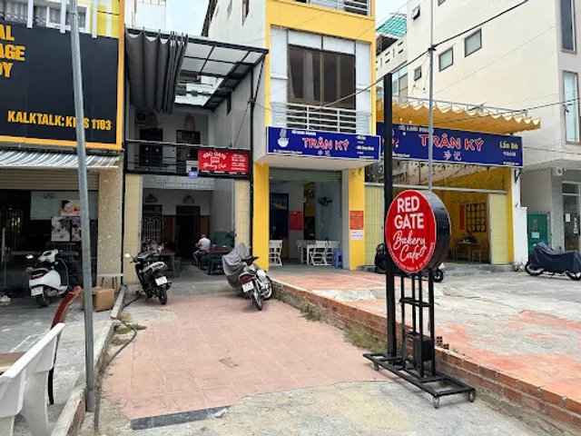 Red Gate Bakery Cafe