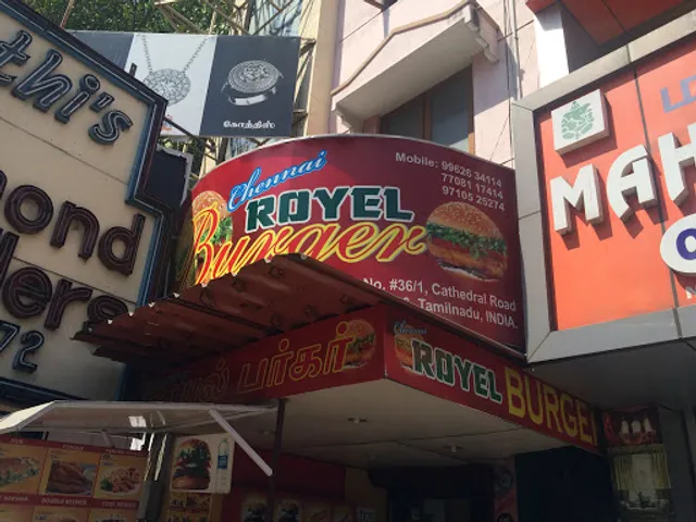 ROYAL BURGER