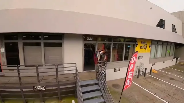 Bumble Boutique Vintage