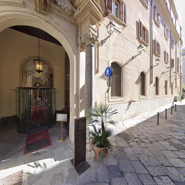 Palazzo Cartari