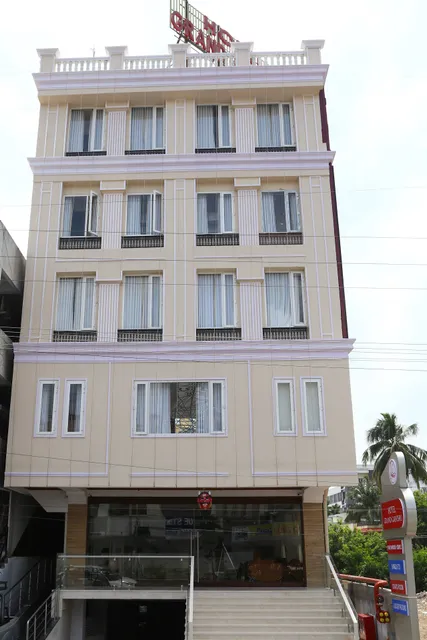 Hotel Grand Gayathri