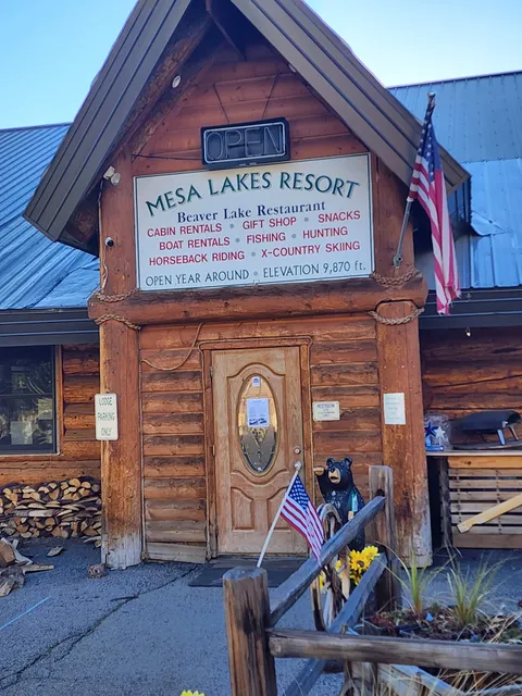 Mesa Lakes Lodge