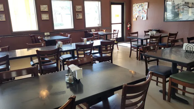 De Vinci's Delicatessen & Catering