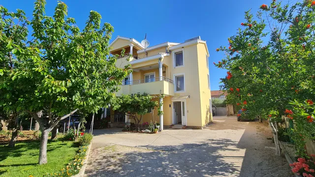 Apartmani Marino