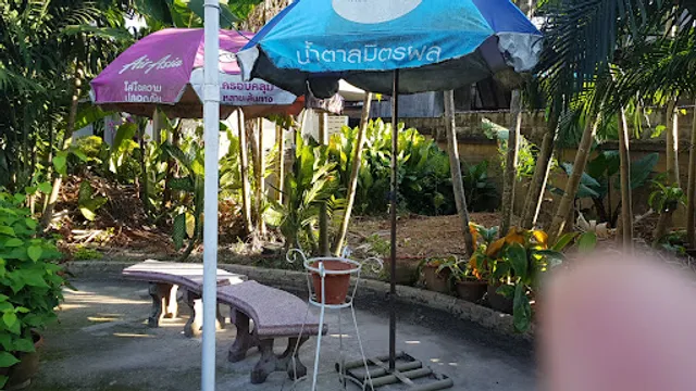 Ruean Kaeo Restaurant