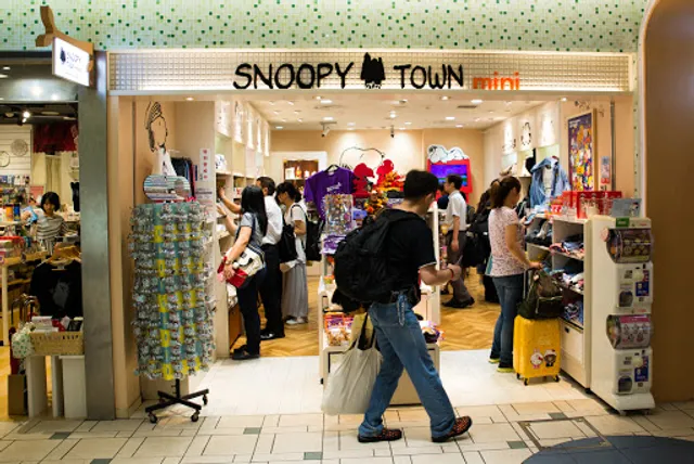 Snoopy Town Mini Tokyo Station First Avenue