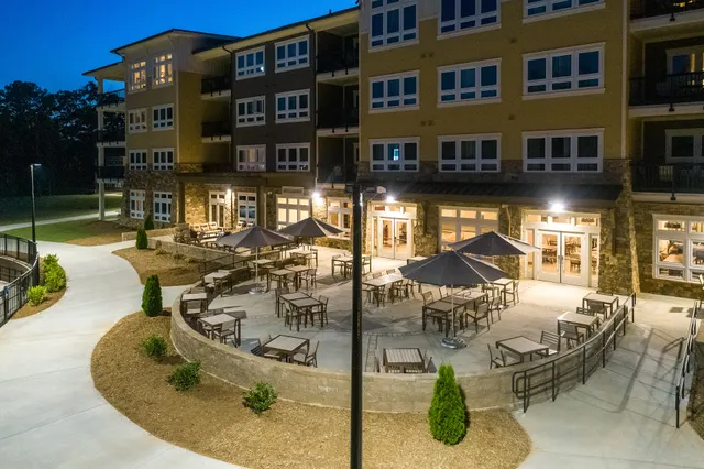 Lakeside Lodge Clemson - Hotel & Resort