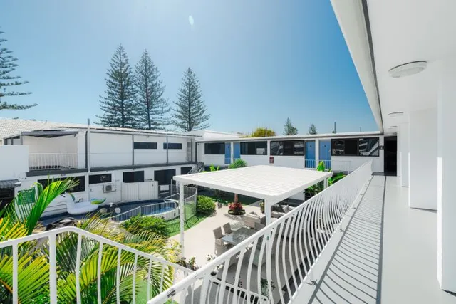 Montego Mermaid Beach Motel