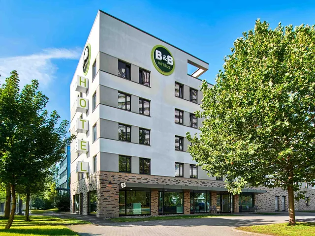B&B HOTEL Frankfurt-West