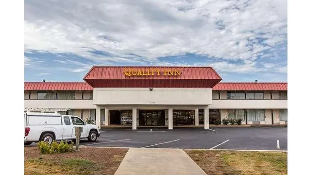 Quality Inn & Suites Easley - Greenville