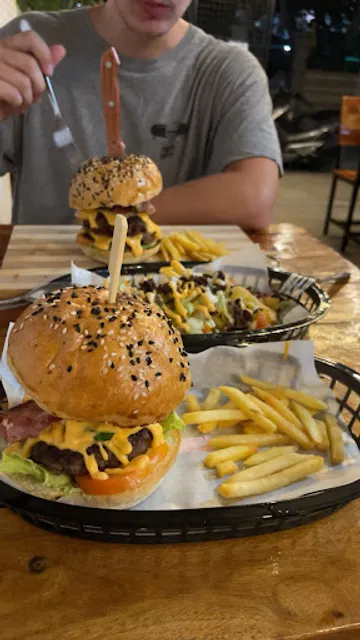 Fire & Ice - Burgers and Sizzlers