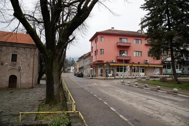 Червената къща