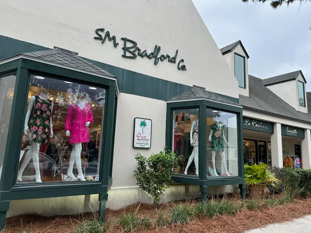 Lilly Pulitzer Signature Store