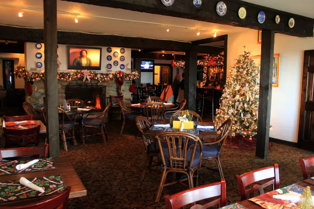 Alpen Restaurant & Bar