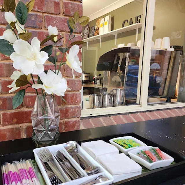 Sojourner Cafe & Sushi Bar