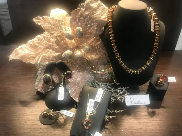 Compro Oro - Oro in Euro - Como Via Manzoni Alessandro