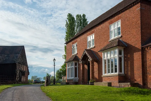 Huntlands Farm Bed and Breakfast & Upholstery