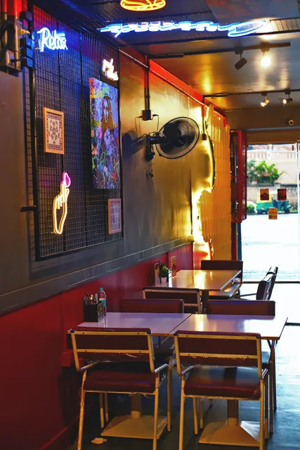 Crossroads Kitchen & Coffee