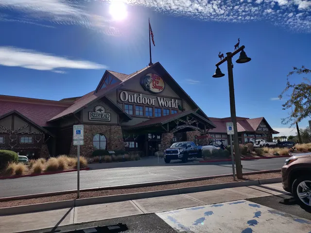 Sunglass Outfitters By Sunglass Hut