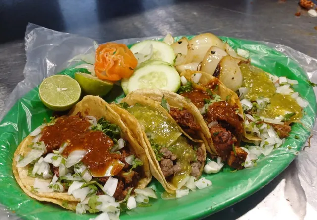 Tacos “Los Pájaros”