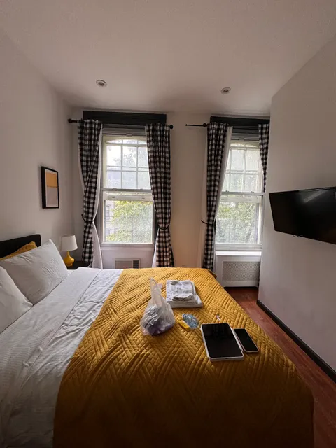 Heritage Apartments @ 115 East 37th Street