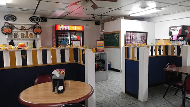 Marinas Pizza and subs