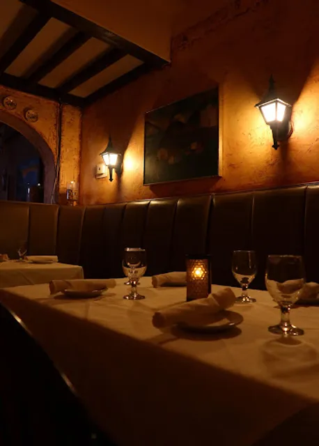 Nino's Italian Restaurant