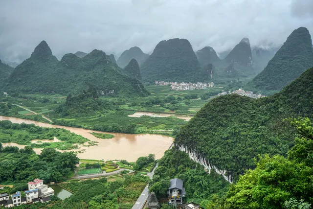 Guilin Lipu Lijiangwan Scenic Area