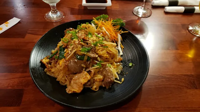 Nakama Sushi Thai