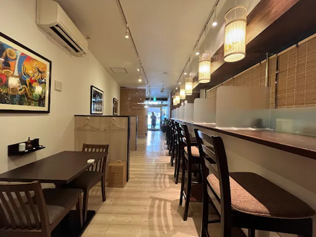 みんなのうなぎMinUna那覇国際通り店