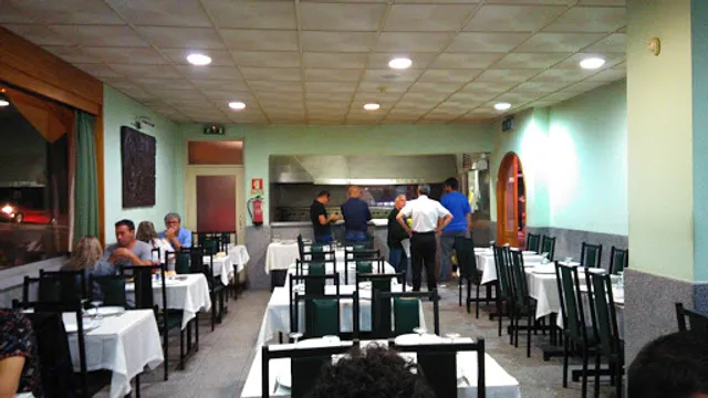 Restaurante Martins Dos Frangos