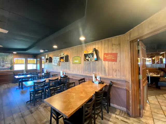 Huckleberry's Breakfast & Lunch