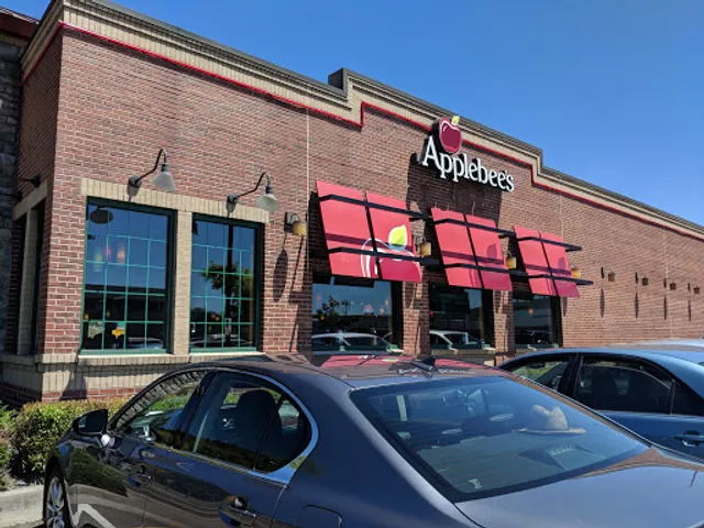Applebee's Grill + Bar