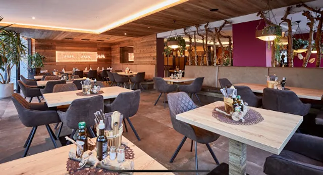 Pizzeria Restaurant Brauerei Harpf