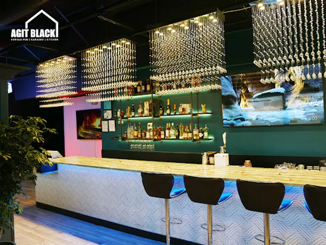 Agit Black Korean Pub, Karaoke, Kitchen