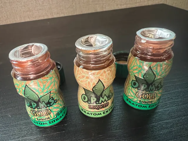 Cloud 9 Smoke Shoppe III