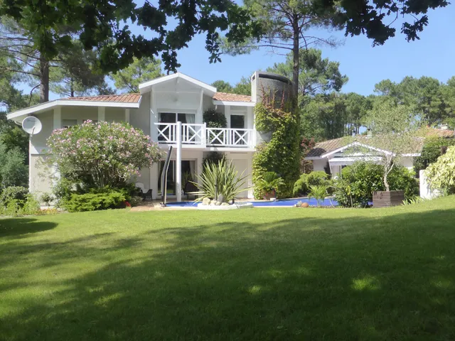 The White House Sanguinet