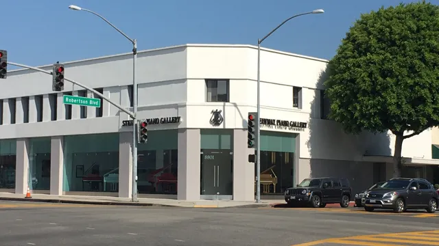 Steinway Piano Gallery
