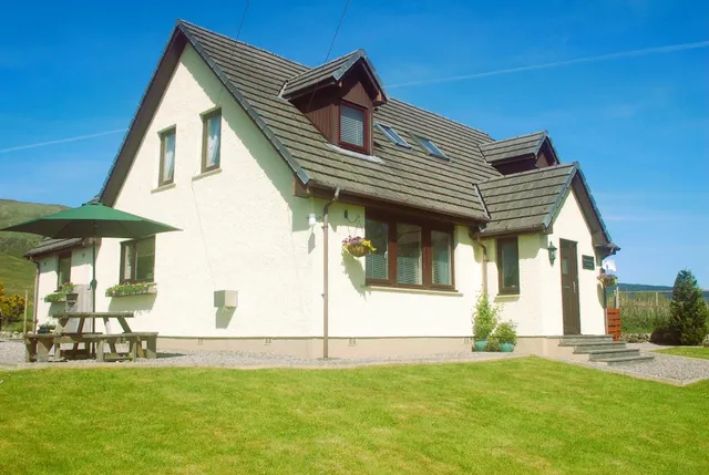 Ardarroch Cottage 5 Star B&B & Self-Catering Cabin
