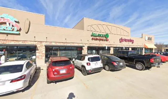 Amazon Locker+ (Oklahoma City)