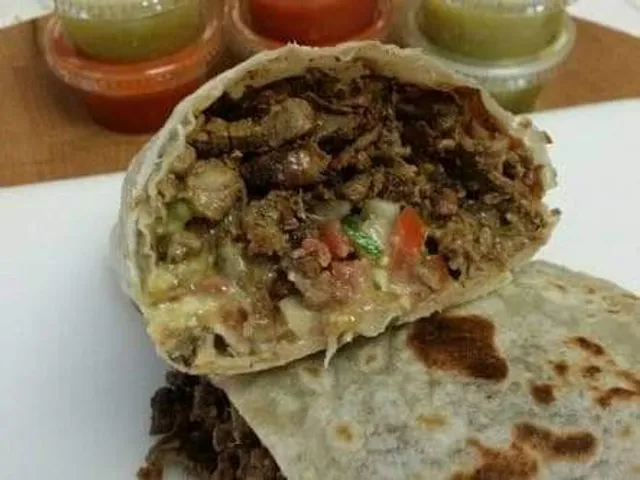 Los Reyes del Asado Tacos de Asada